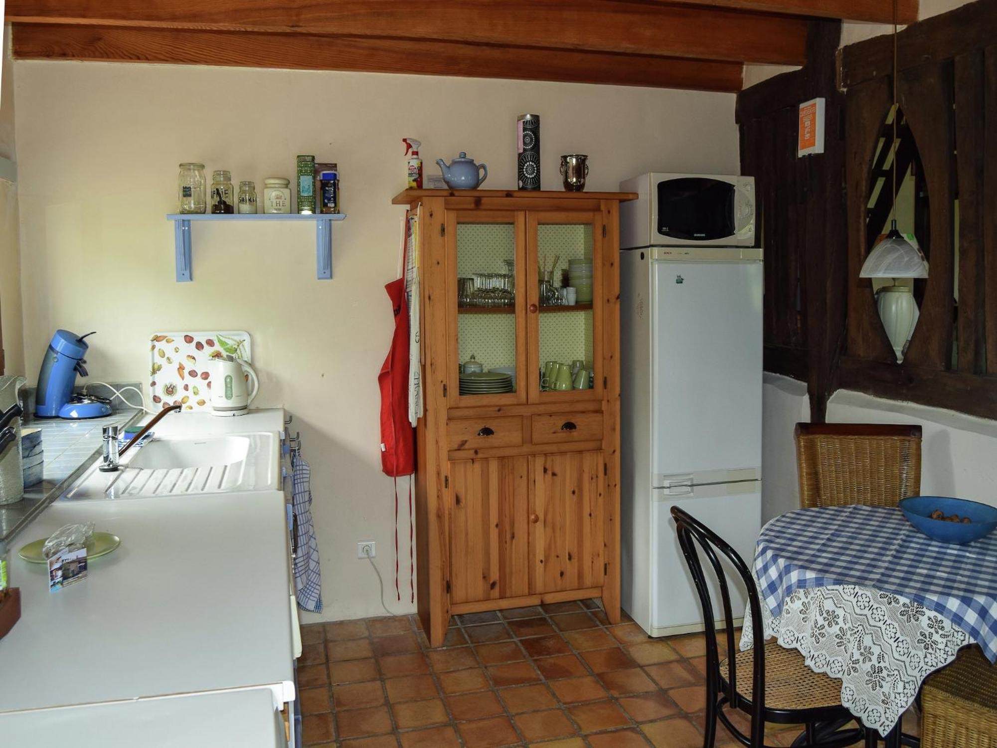 Snug Cottage In Saint Eutrope De Born With Pool Esterno foto